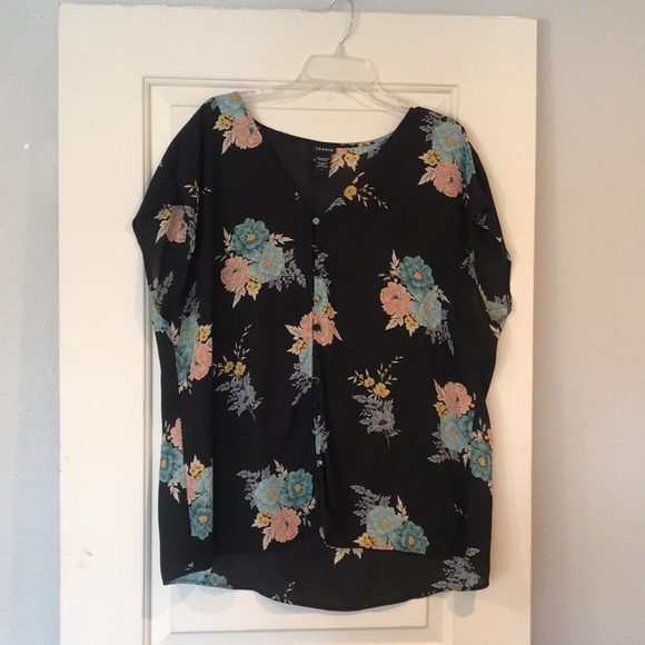 torrid Tops - Torrid Sleeveless Top